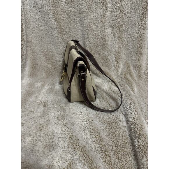 Etienne Aigner Purse~ Beige Linen Blend~Burgundy Trim~Snap Close Gold Hardware - Picture 3 of 15